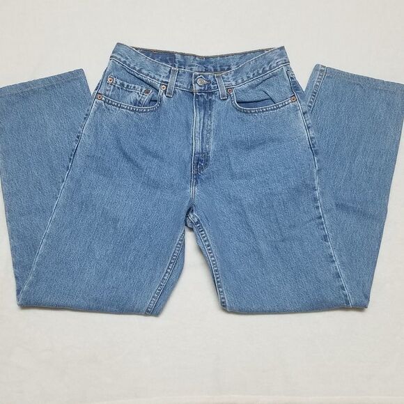 VINTAGE Levi's 550 Light Wash High Rise Mom Jeans - Picture 4 of 10